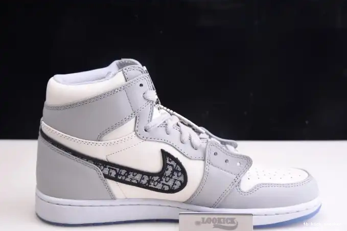 Cheap TBK (DR 1 Jordan x DR High shoe box) CN8607-002 Retro 0403